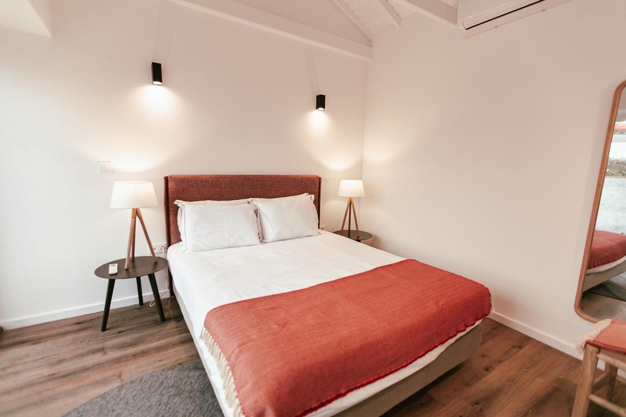 Aires Hostel Sao Roque do Pico Ngoại thất bức ảnh